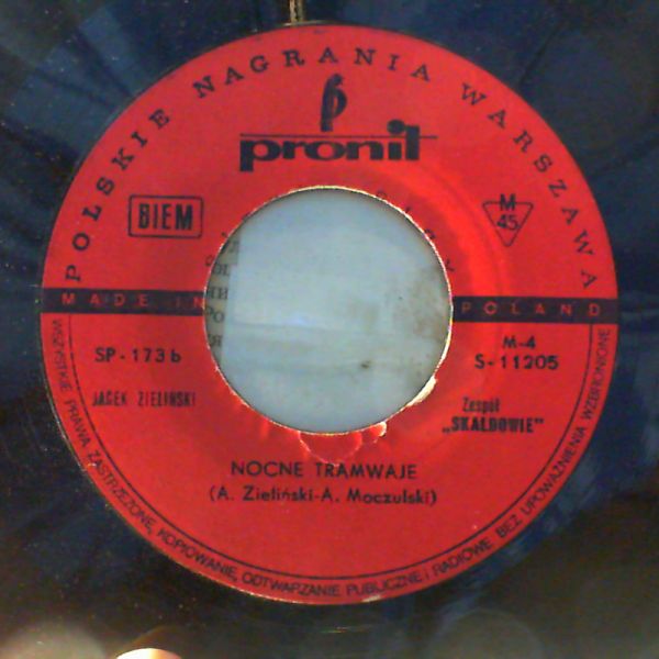 Skaldowie (Skalds / Скальды) — Zabroncie kwitnac kwiatom/ Nocne tramwaje