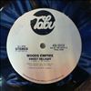 Woods Empire -- In the night air / Sweet delight (2)